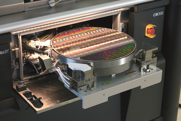 裝有晶圓的卡盤