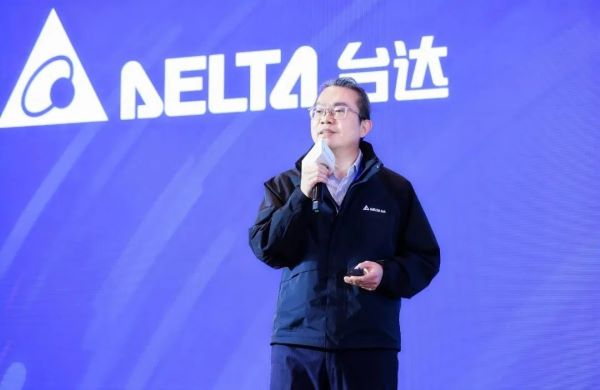 1740136262493160.jpg 2.jpg